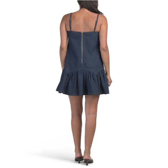 🔹️ Avec Les Filles🔹️ Denim Rinse Wash Baby Doll Mini Dress With bows - Picture 3 of 3